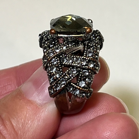 Cocktail ring - Picture 10 of 14